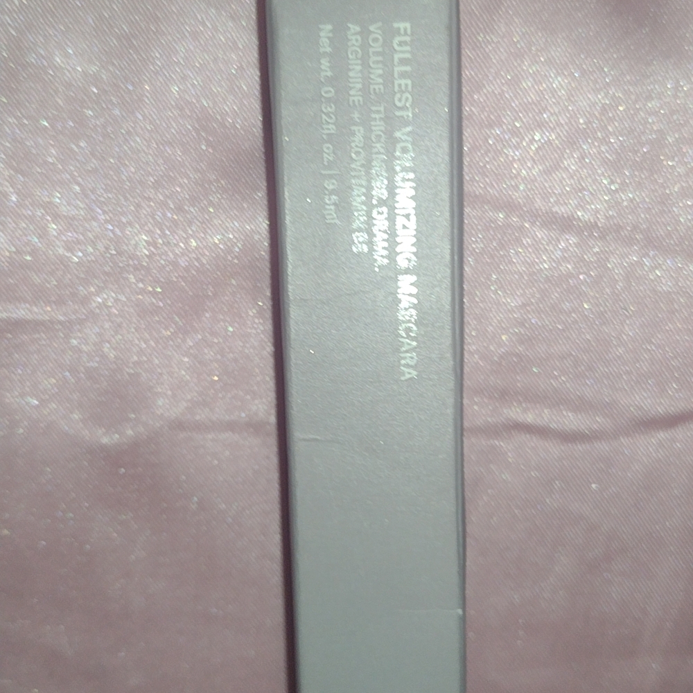 Fullest Volumizing Mascara